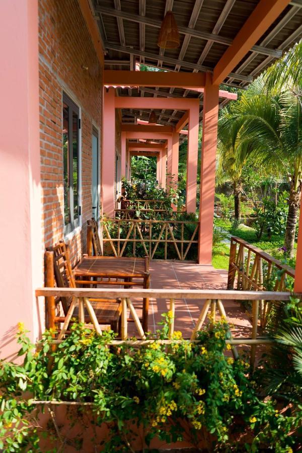 Anan Boutique Bungalows With Private Kitchen Дуонг-Донг Экстерьер фото