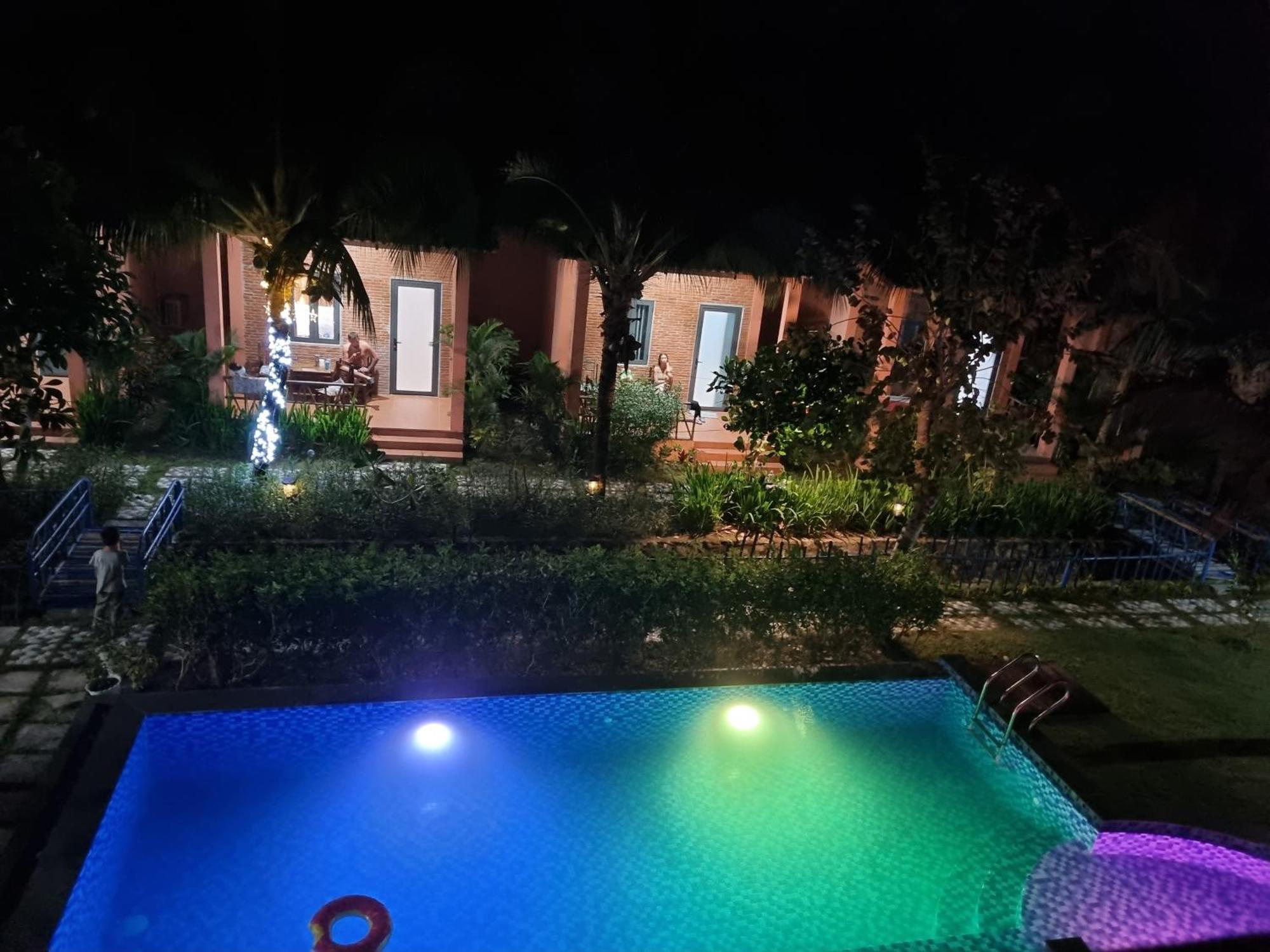 Anan Boutique Bungalows With Private Kitchen Дуонг-Донг Экстерьер фото
